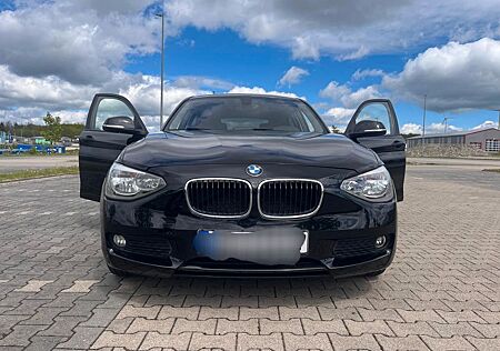 BMW 116d - SZH , schwarz, guter Zustand, schöne Alus