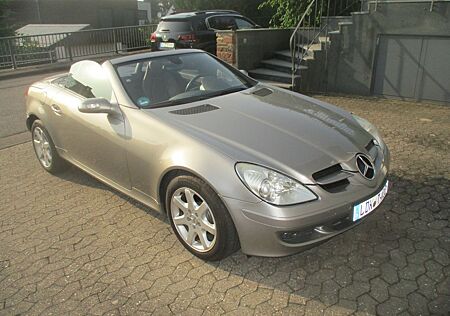 Mercedes-Benz SLK 200 KOMPRESSOR -