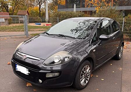 Fiat Punto 1.2 8V Start/Stopp, Allwetterreifen