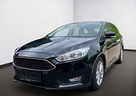 Ford Focus 1.0 EcoBoost Business NEUER MOTOR+SHZ