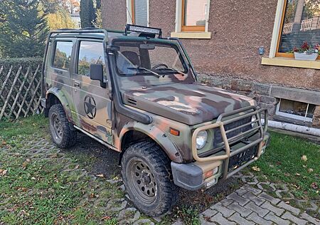 Suzuki SJ Samurai Deluxe Limousine Deluxe