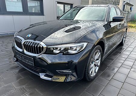 BMW 320 3 Touring i Sport Line*AHK*R-Kam.*