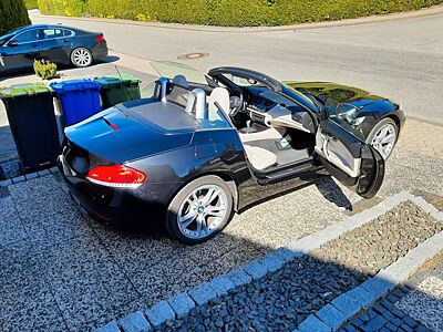 BMW Z4 sDrive23i -sehr gepflegtes RENTNERFAHRZEUG-