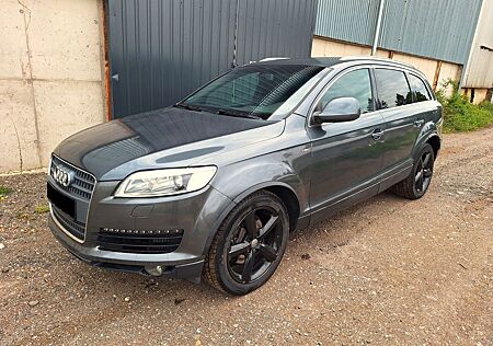 Audi Q7 3.0 TDI S-Line Quattro