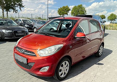 Hyundai i10 Style 1.2 Automatik