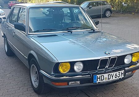 BMW 524td