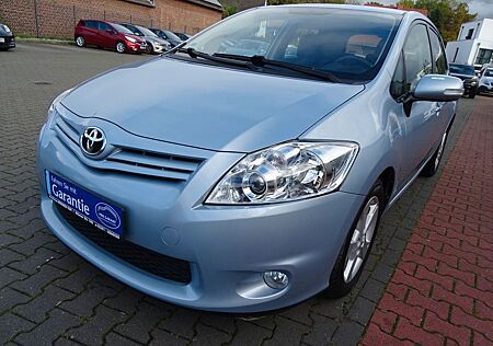 Toyota Auris Travel