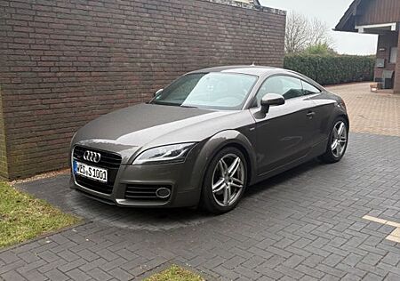 Audi TT Coupe 2.0 TDI quattro -