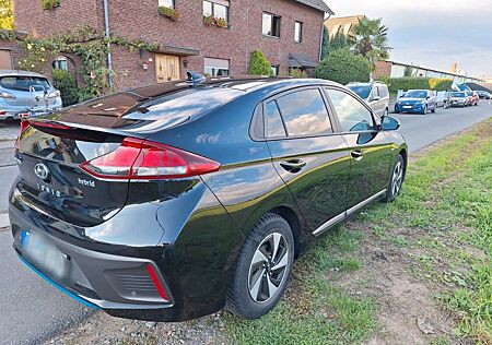 Hyundai Ioniq 1.6l GDi HYBRID Trend Trend