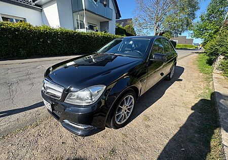 Mercedes-Benz C 220 CDI BlueEFFICIENCY -