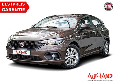 Fiat Tipo 1.4 Lounge Navi Tempomat Sitzheizung PDC