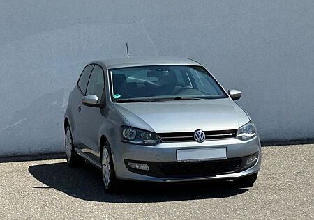 VW Polo Volkswagen V Team 1.6 TDI/TEMP/SHZ/PDC/AHK/