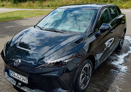 MG MG4 EV 51kWh Standard Standard