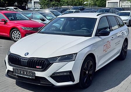 Skoda Octavia RS First Edition iV 1.4 TSI /TEMPO/LANE/