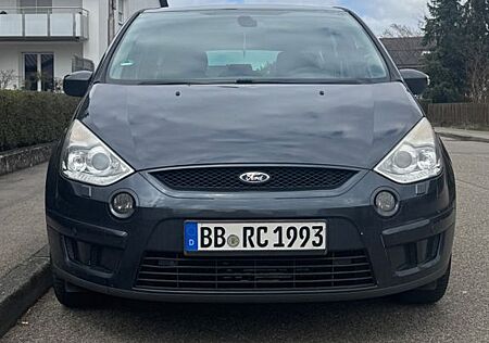 Ford S-Max 2,0 TDCi 103kW DPF Ambiente Ambiente