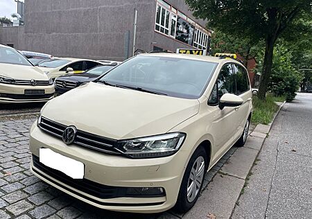 VW Touran Volkswagen 2L. DSG Navi LED VWService ZahnriemenNeu