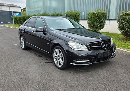 Mercedes-Benz 250 C / r17 / Petrol / Run and Drive