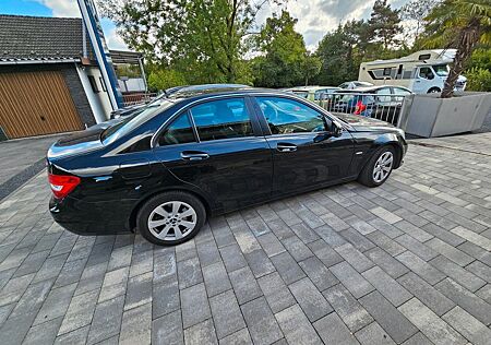 Mercedes-Benz C 220 CDI BlueEFFICIENCY -