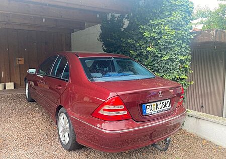 Mercedes-Benz C 240 Avantgarde