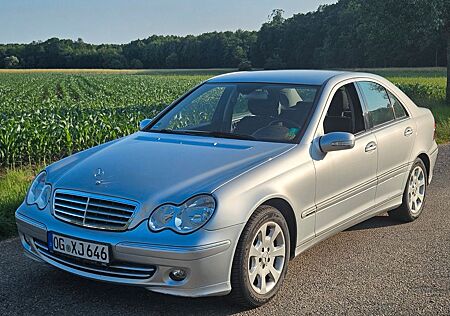 Mercedes-Benz C 180 KOMPRESSOR AVANTGARDE Avantgarde