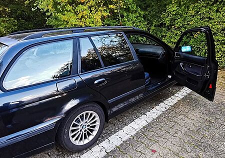 BMW 520i Touring -