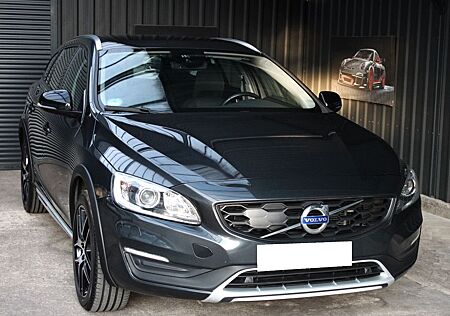 Volvo V60 CC V60 Cross Country D4 AWD, Automatik, Navi