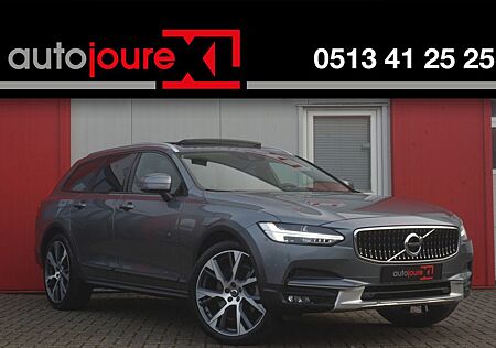 Volvo V90 Cross Country 2.0 T5 AWD Pro Polestar Engine