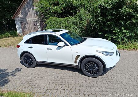 Infiniti FX 30d V6 AWD S, top Zustand