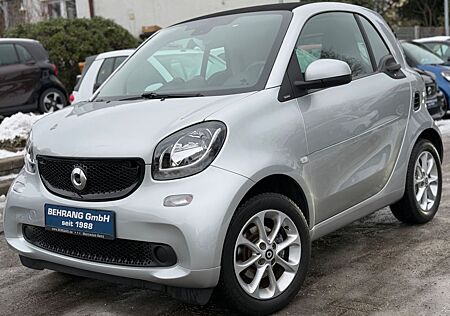 Smart ForTwo *NAVI*AMBIENTE*PASSION*SITZHEIZUNG*KAMERA*