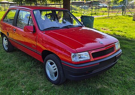 Opel Corsa A 1.2i