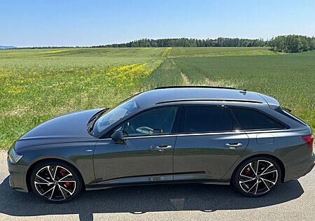 Audi A6 55 TFSI e quattro S tronic S line Avant S...