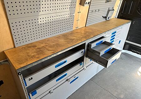 VW Crafter Volkswagen Kasten 35 Hochdach*WERKSTATT*NAVI*KAMERA