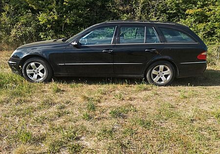Mercedes-Benz E 220 CDI T AVANTGARDE Avantgarde