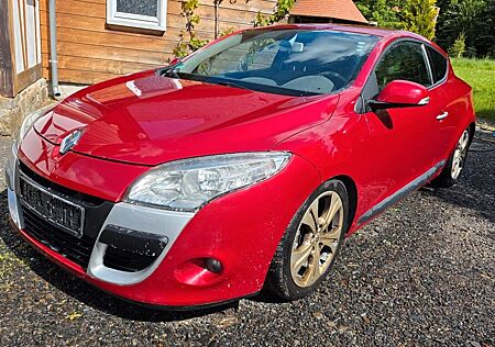 Renault Megane Coupé TCe 180