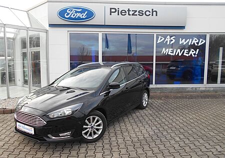 Ford Focus Turnier Titanium *RFK*NAVI*SHZ*LMF*