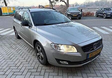 Volvo V70 2.0 D3 Dynamic Edition EXPORT