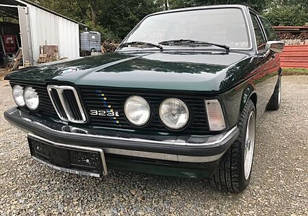 BMW 323i E21, Oldtimer fahrbereit & restauriert