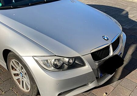BMW 318i - TOP Zustand und sehr gepflegt