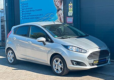 Ford Fiesta Trend/TÜV KUPPLUNG SERVICE NEU/8xREIFEN