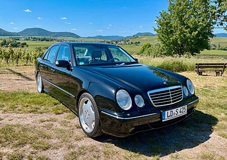 Mercedes-Benz E 55 AMG