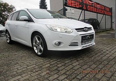 Ford Focus Turnier Titanium 1 Hand