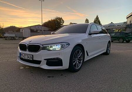 BMW 520d xDrive Touring A -