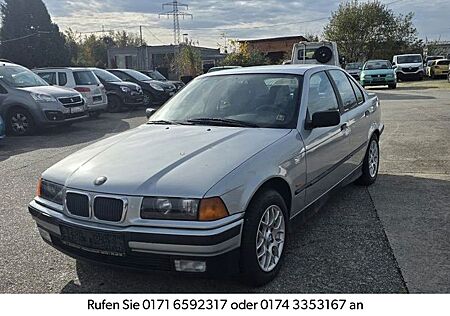 BMW 318i