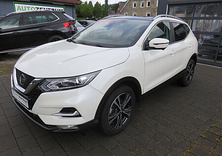 Nissan Qashqai 1.4 N-Connecta "AHK"