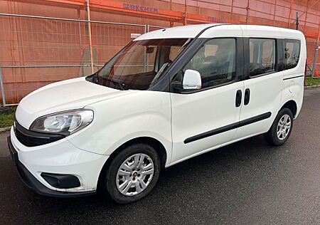 Fiat Doblo 1.6 16V Multijet 77kW LOUNGE *TÜV 07/2026*