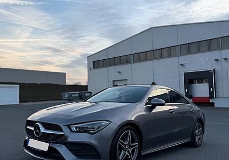 Mercedes-Benz CLA 220 4MATIC AMG Line