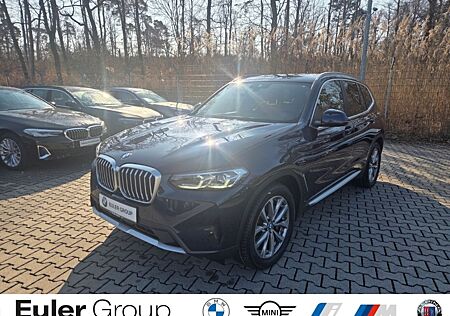 BMW X3 xDrive 30d AHK DrivAssist ParkAssist LiveCock
