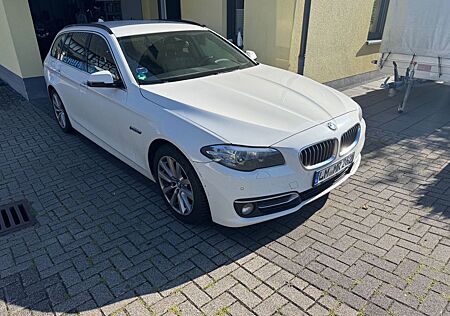 BMW 520d Touring Luxury Line AHK, Navi Prof.