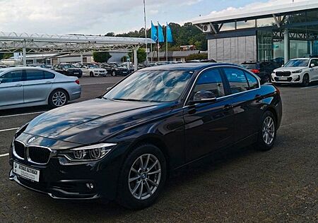 BMW 318i F30 Automatik Schwarz