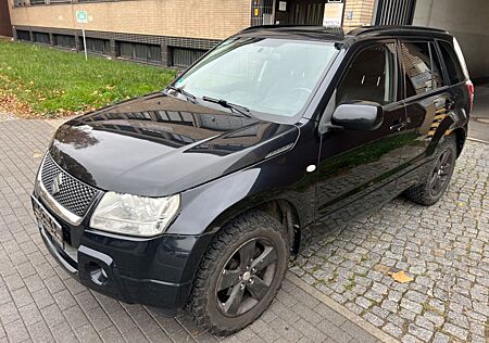 Suzuki Grand Vitara 2.0 Comfort *TÜV 02/2026*